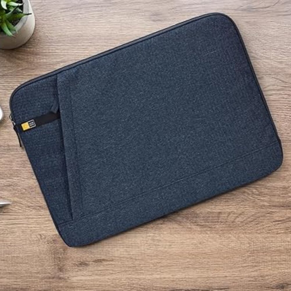Case Logic Laptop Sleeve-15.6 inches-Blue/NWT